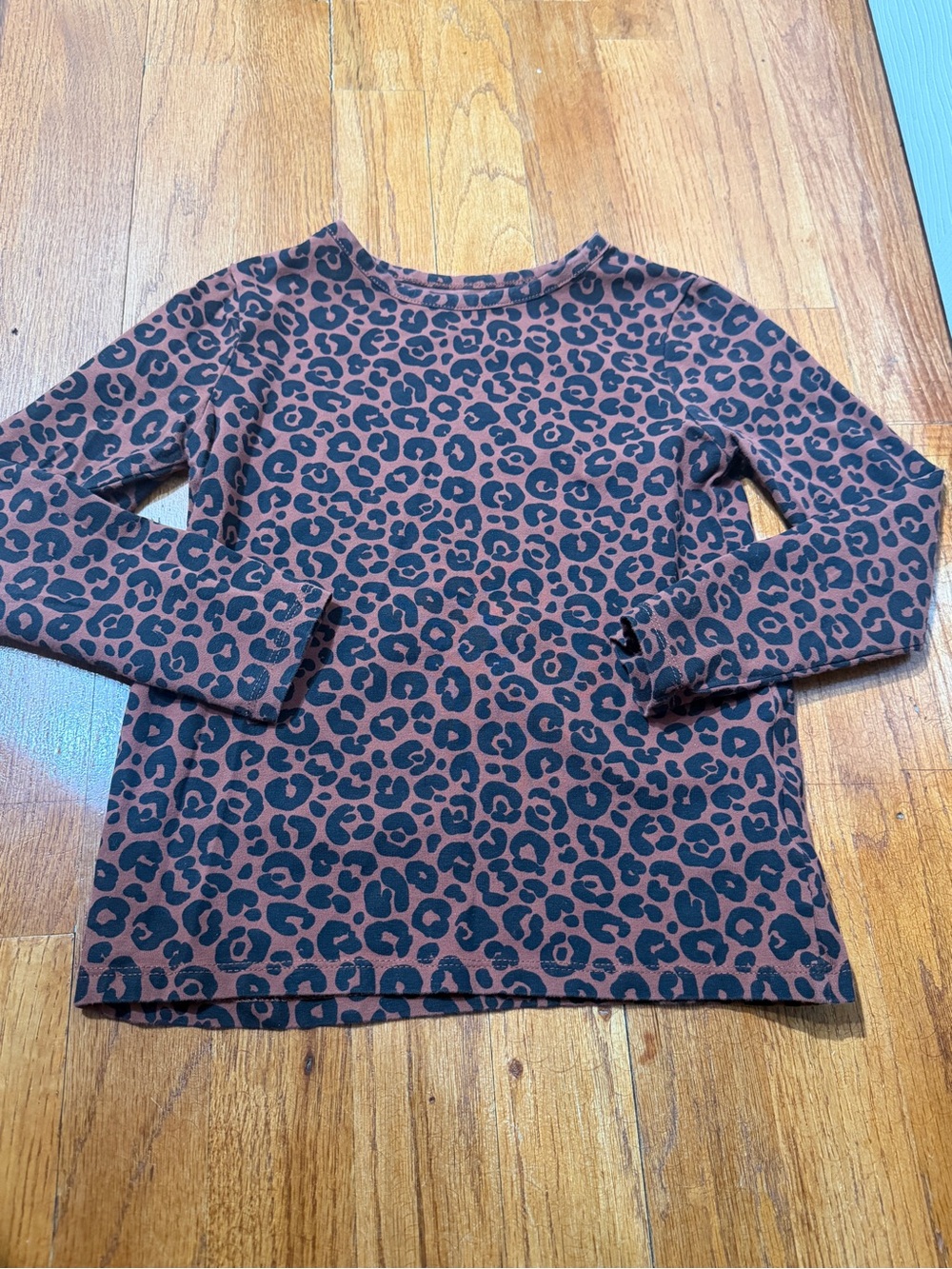 H&M Girls Leopard Print Long Sleeve Top Size 5T 6 Brown Black Cheetah Shirt